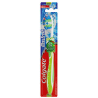 Colgate Max Fresh vidutinio kietumo dantų šepetėlis | Multum