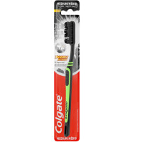 Colgate Charcoal Dvigubas vidutinio kietumo dantų šepetėlis su aktyvuota anglimi | Multum