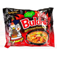 Greitai paruošiami makaronai SAM YANG (KARŠTAS VIŠTĖS TROKSNIS) 145g | Multum
